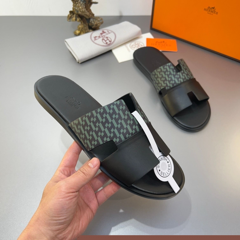 H**mes slippers